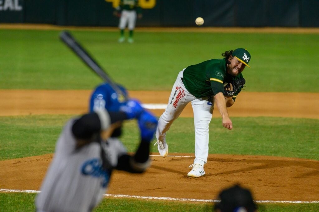 Darel Torres dejó el juego ganado 2-0, pero terminó sin decisión