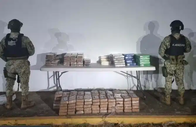 Aseguran más de 200 kilos de cocaína, armas y explosivos durante operativos en Chiapasa