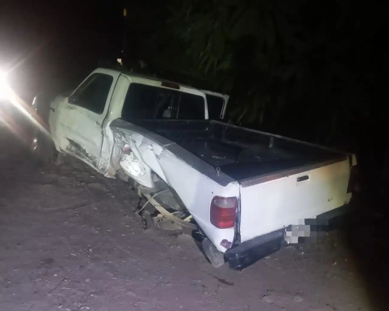 Dos mujeres lesionadas, aparatosa carambola Guasave