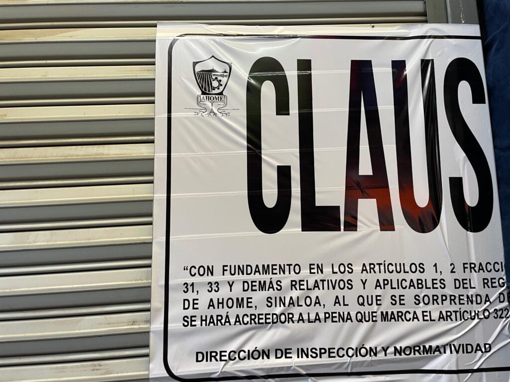 Durante el recorrido de Línea Directo se constató los sellos puestos por las autoridades a los locales comerciales que tienen años cerrados.