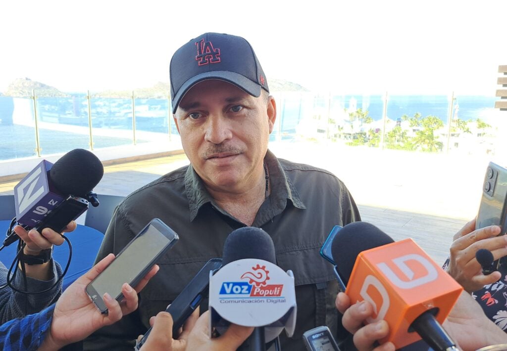 Efrén Landell Osuna, secretario general de la Alianza de Camiones Urbanos de Mazatlán