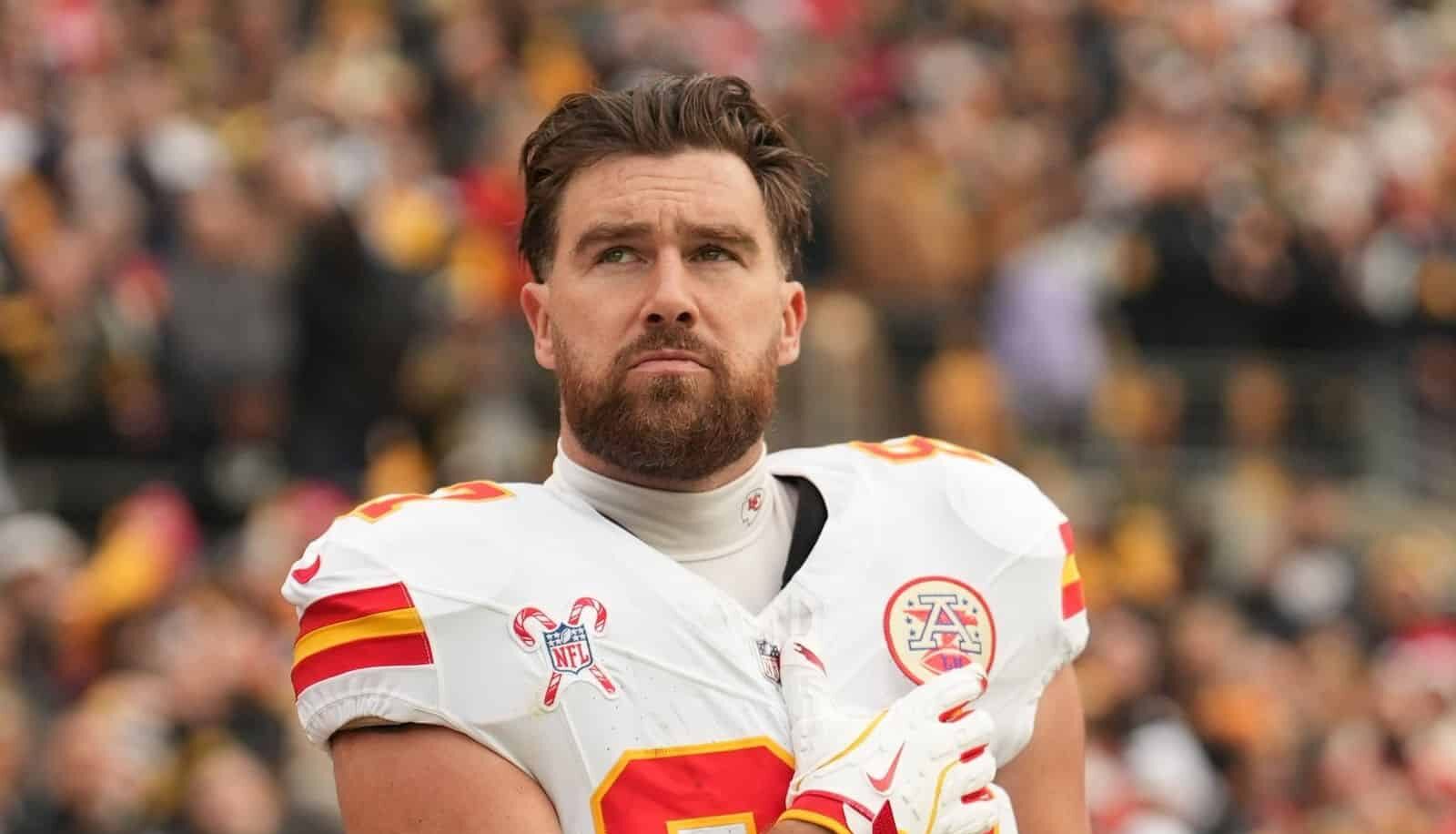 El californiano Tony González fue superado por Travis Kelce este 2024 en el número de recepciones para Touchdowns