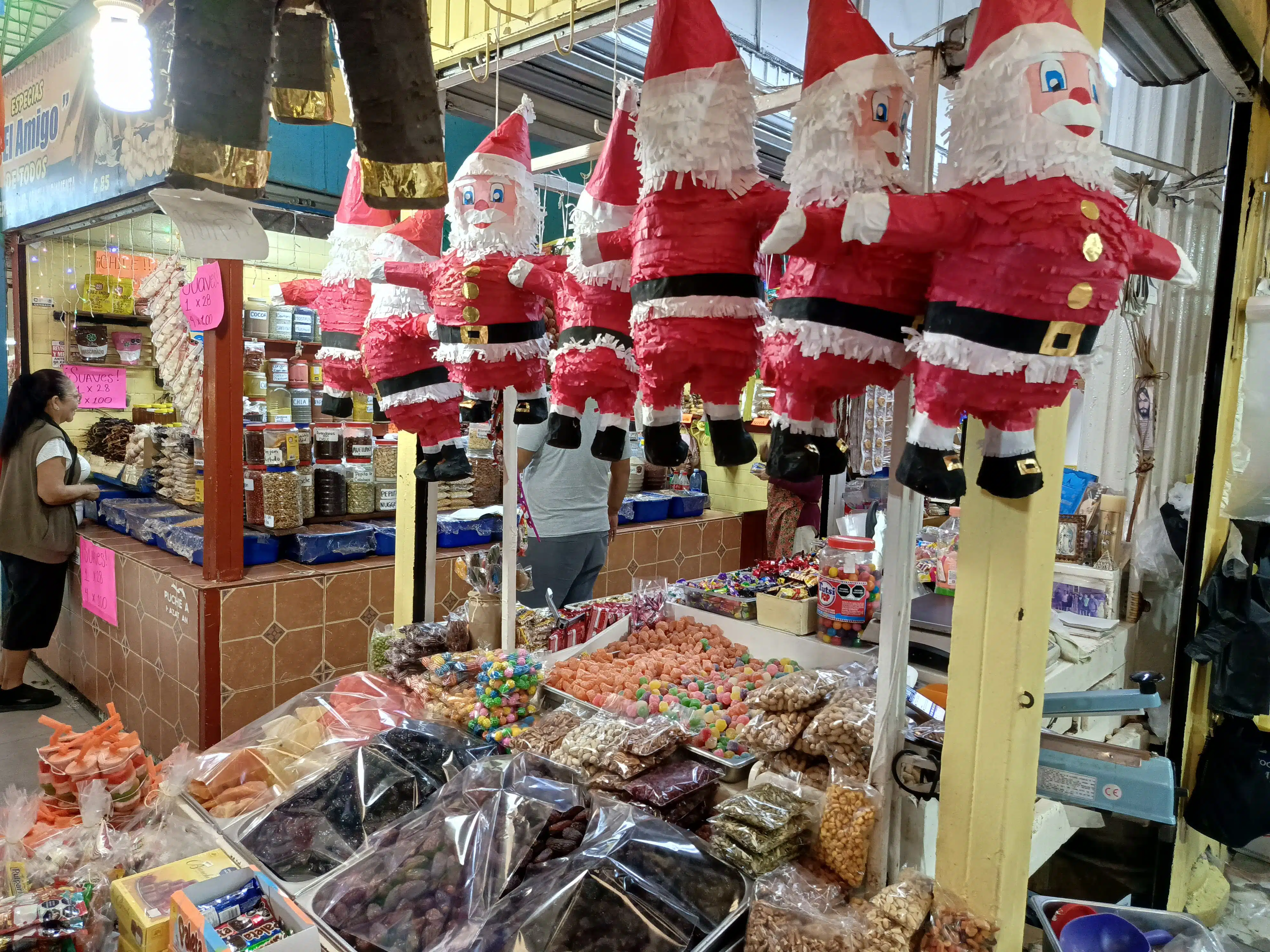 GOLOSINAS NAVIDAD MAZATLÁN MERCADO PINO SUÁREZ