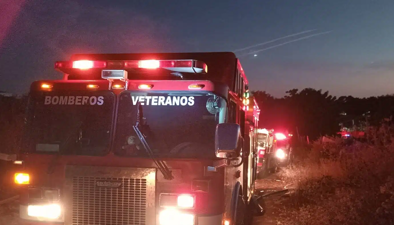 Camión de Bomberos Veteranos Mazatlán