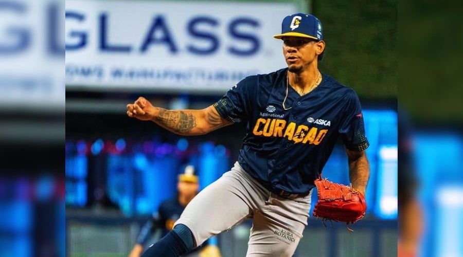 JC Sulbarán es nuevo abridor de Tomateros de Culiacán