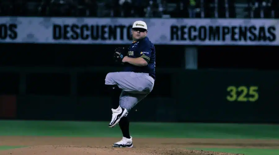 Javier Solano, lanzador de Venados de Mazatlán