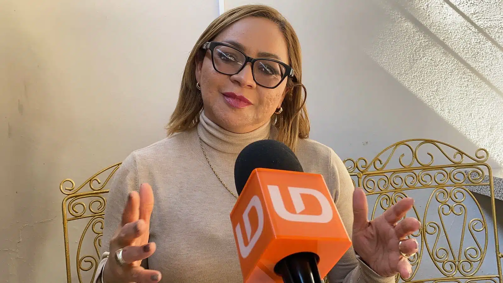 Entrevista de Línea Directa a Kenna Leyva Camacho, directora del Immujeres en Guasave