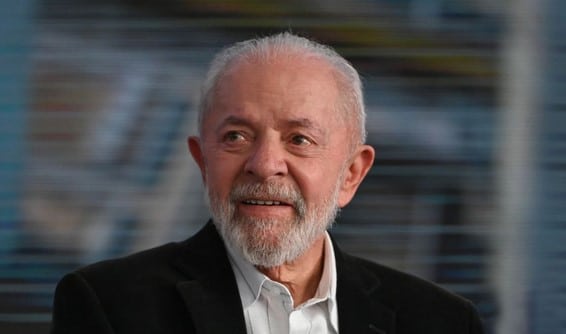 Médicos del presidente Lula da Silva lo reportan como 