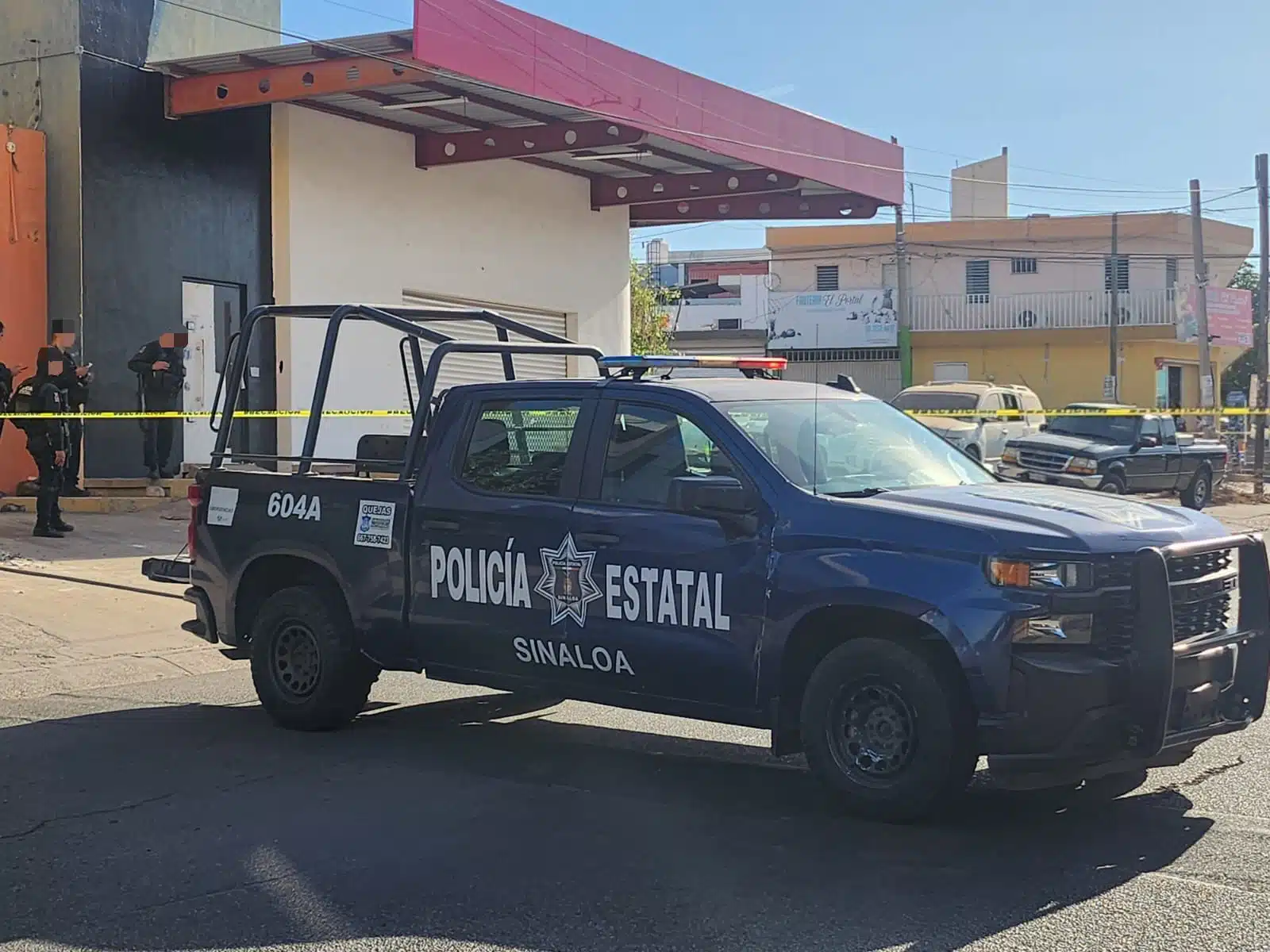 Patrulla de la Policía Estatal Preventiva en el lugar de la agresión.