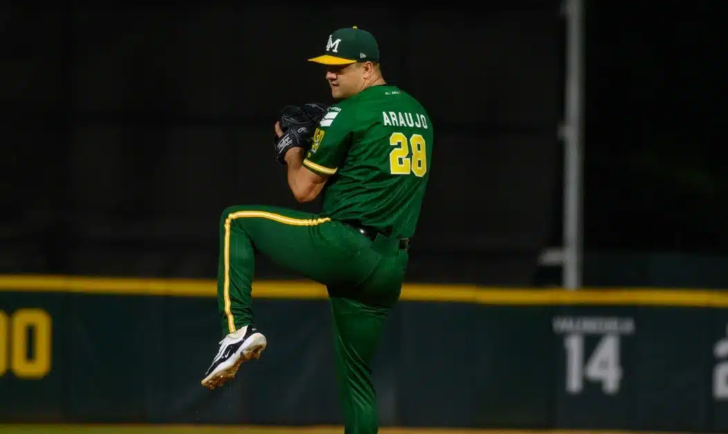 Omar Araujo lanzó 6 innings de una carrera limpia y ganó el juego