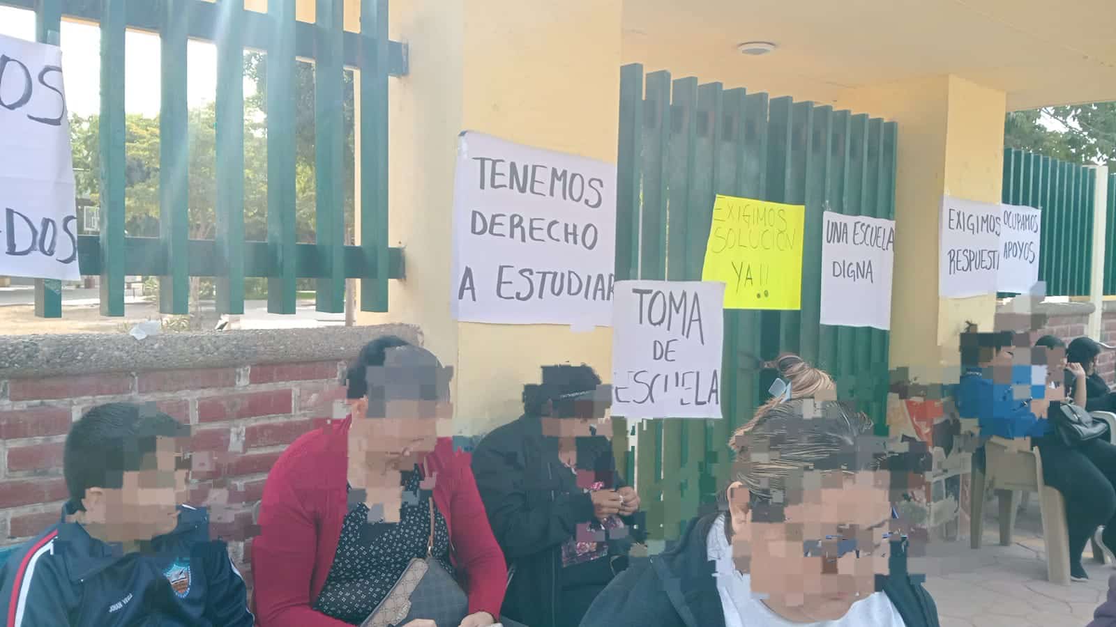 Padres toman primaria de Ahome