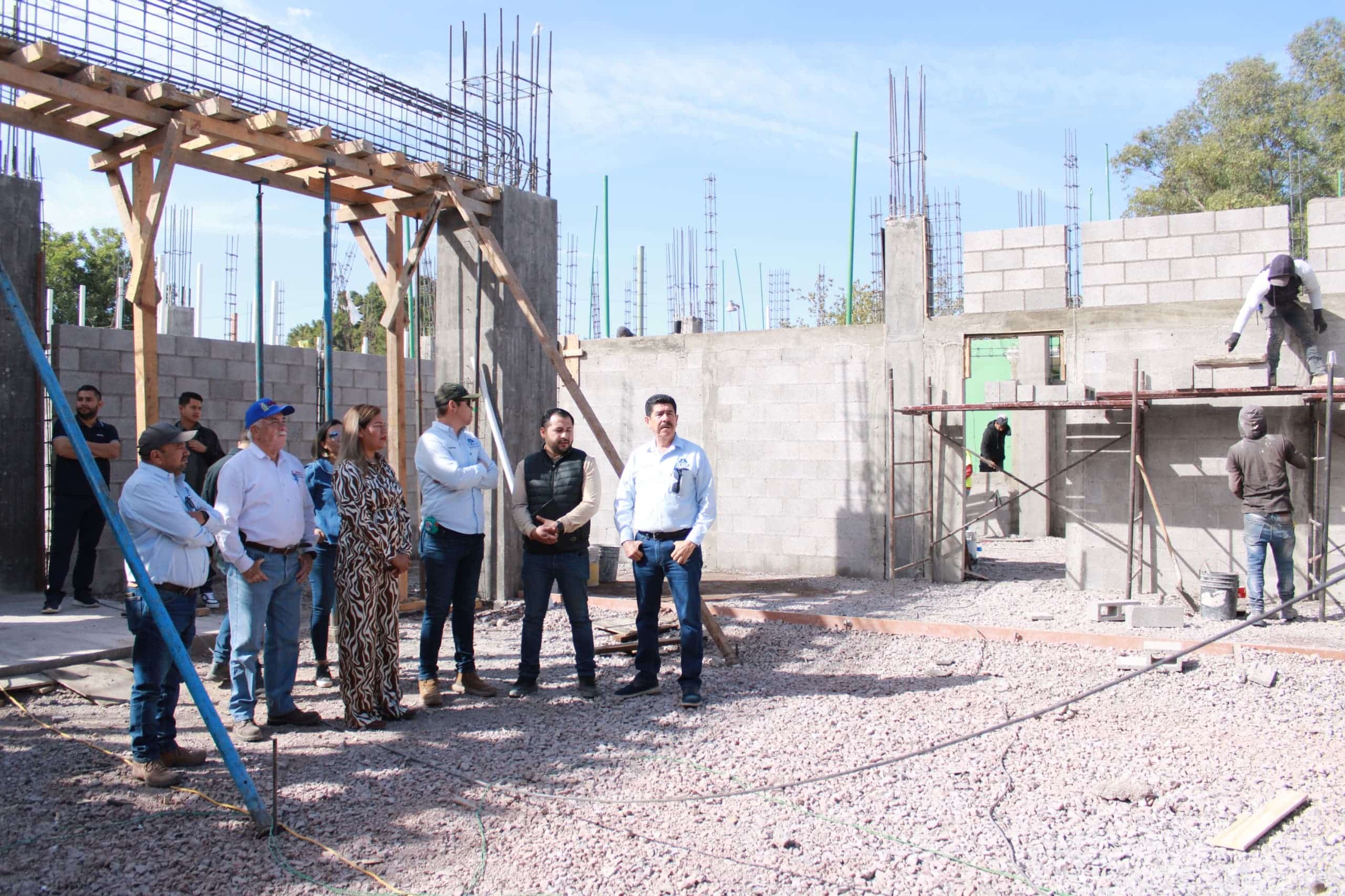 Avances en la construcción del Palacio Municipal en Juan José Ríos.