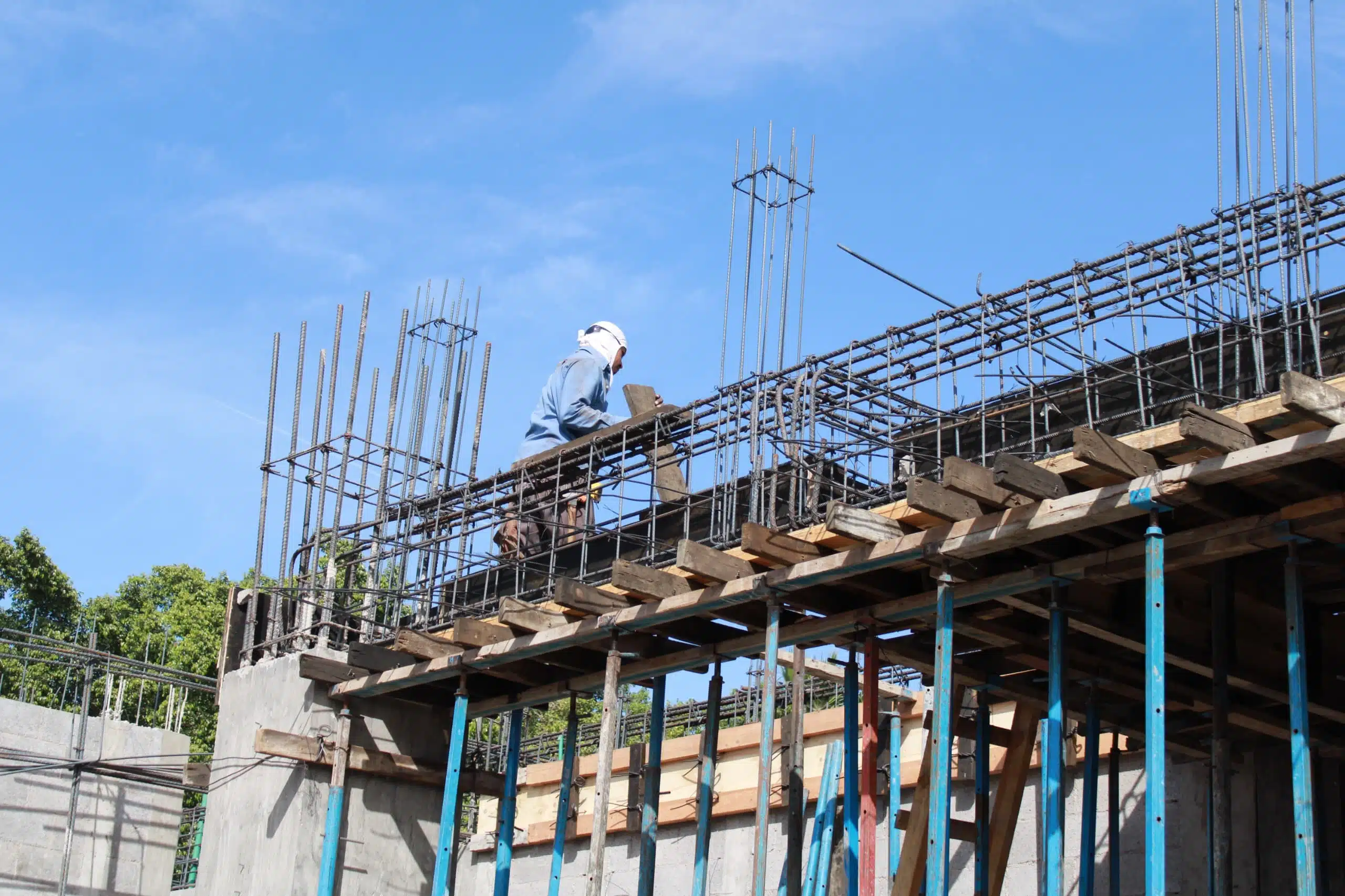 Avances en la construcción del Palacio Municipal en Juan José Ríos.