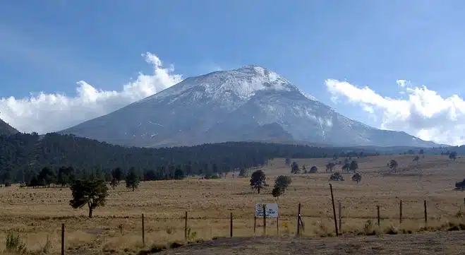 ¡Hasta nuevo aviso! Cierran accesos al Parque Nacional Izta-Popo por incendio forestal