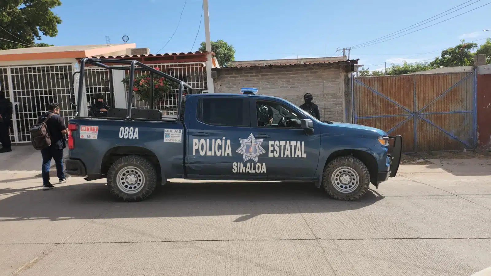 Policías y Ejército Mexicano localizan casa donde tenían personas secuestradas en Culiacán