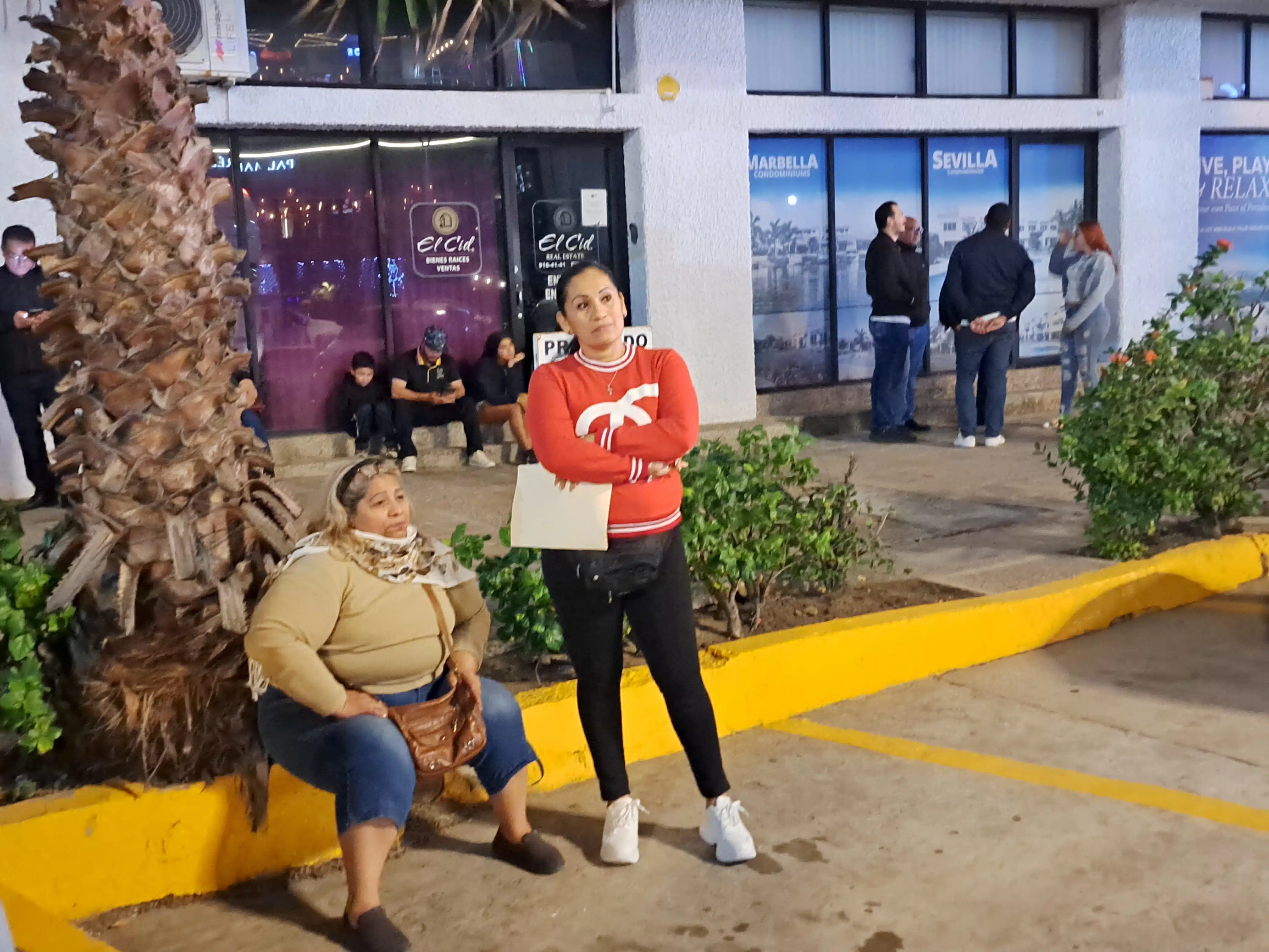 Trabajadoras de congeladoras esperan a Claudia Sheinbaum con pliego petitorio en Mazatlán