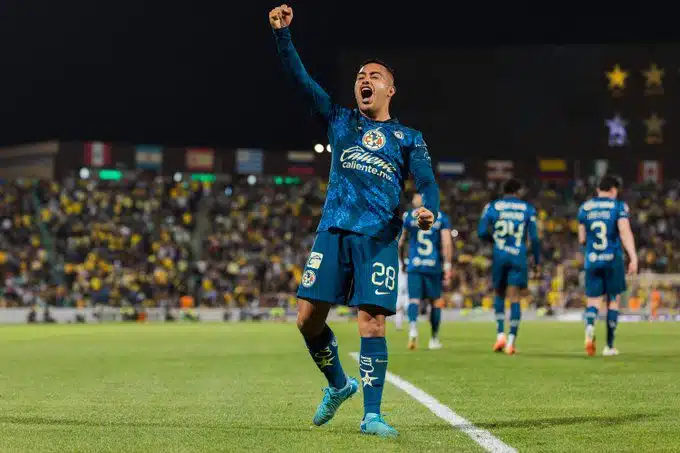 Águilas del América celebran su victoria a Santos Laguna en el juego del sábado 25 de enero del Torneo Clausura 2025