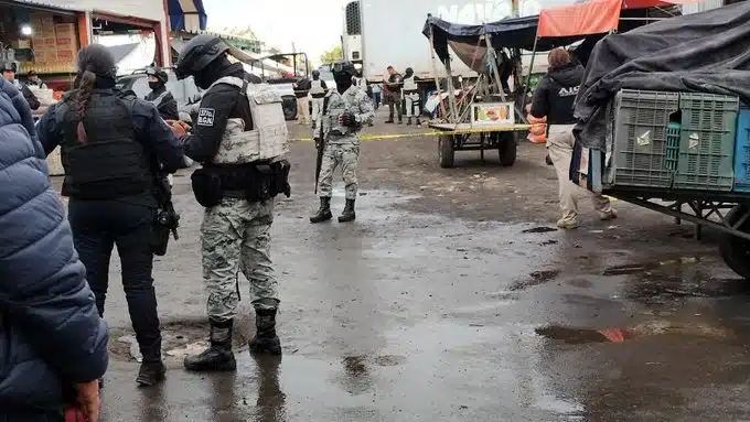 Guanajuato: Hombres armados asesinan a 3 comerciantes en Central de Abastos de Celaya