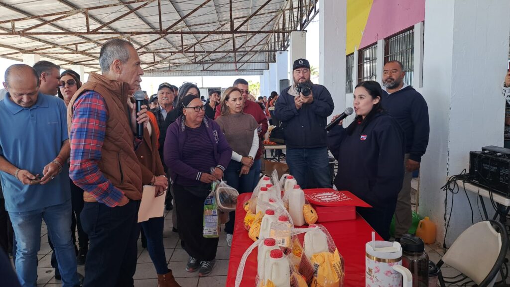 Programa “Economía para tu Bienestar” en Topolobampo.