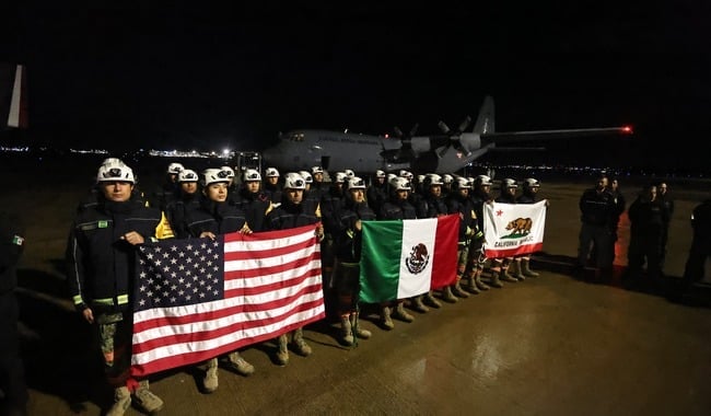 Equipo mexicano para combate de incendios