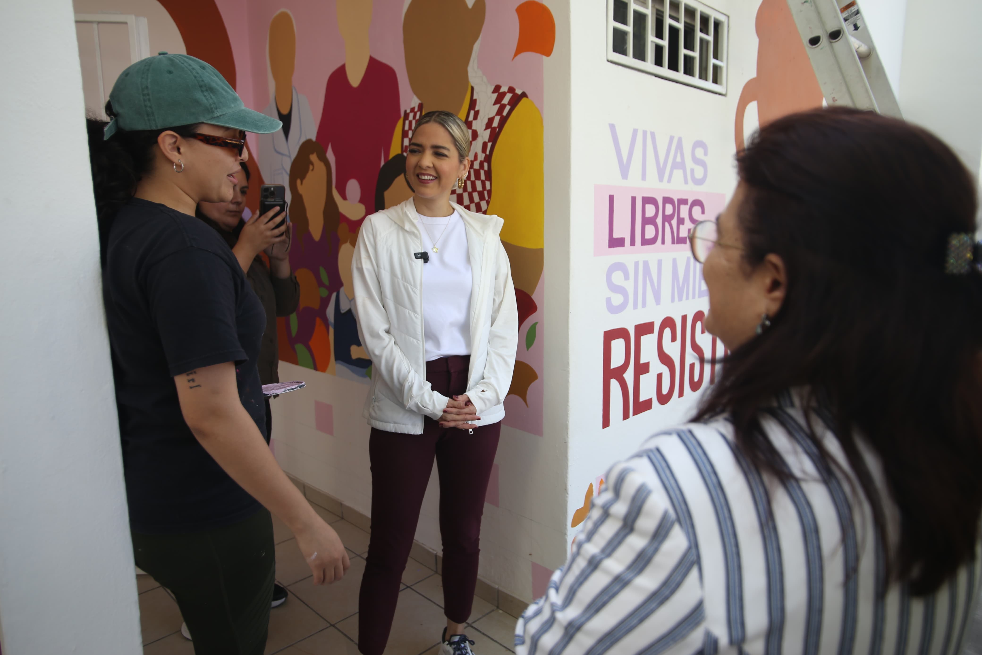La alcaldesa de Mazatlán visitó el edificio donde se establecerá la Unidad de Empoderamiento de las Mujeres