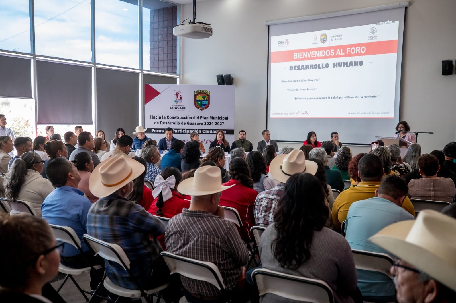 Presentación del Foro Desarrollo Humano en Guasave