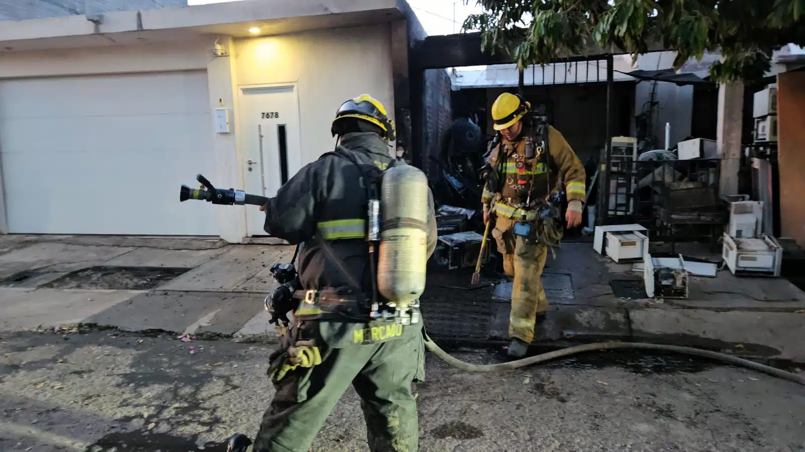 Incendio deja daños materiales en cochera Culiacán