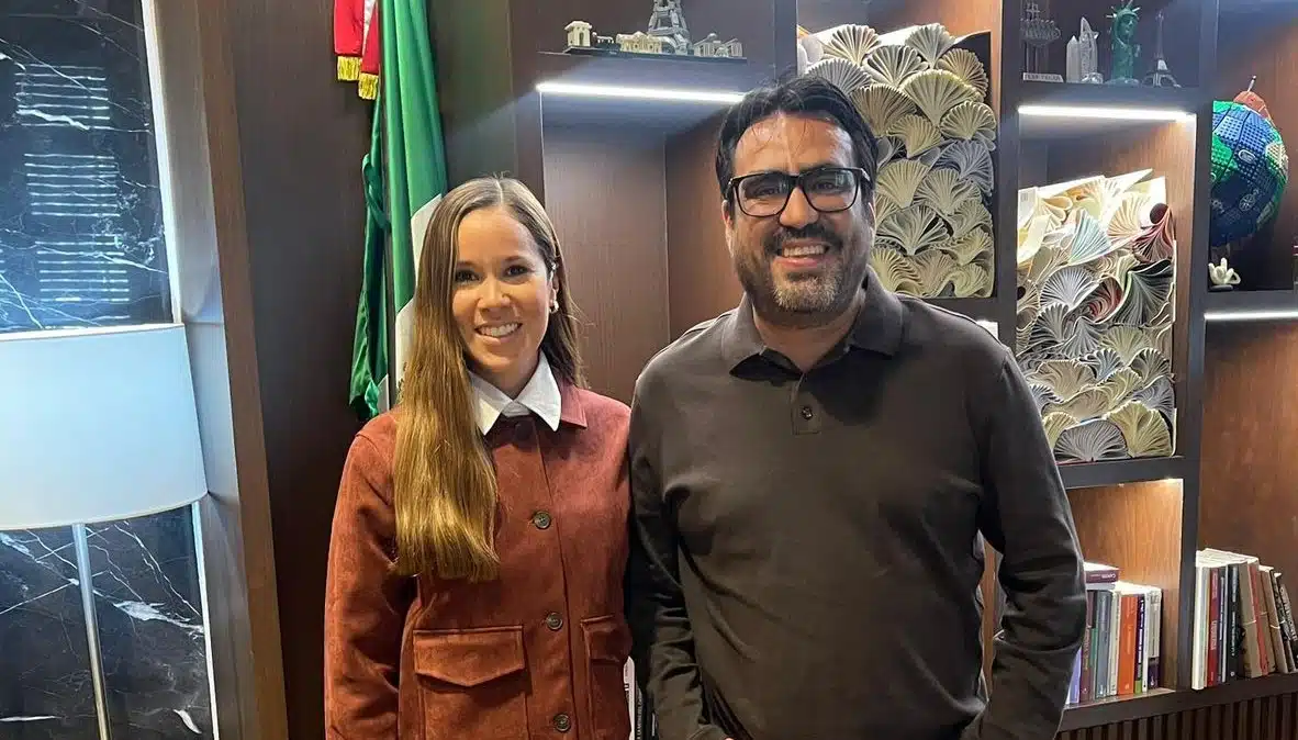 Juan de Dios Gámez Mendívil, alcalde de Culiacán, y Mireya Sosa Osuna, secretaria de Turismo de Sinaloa