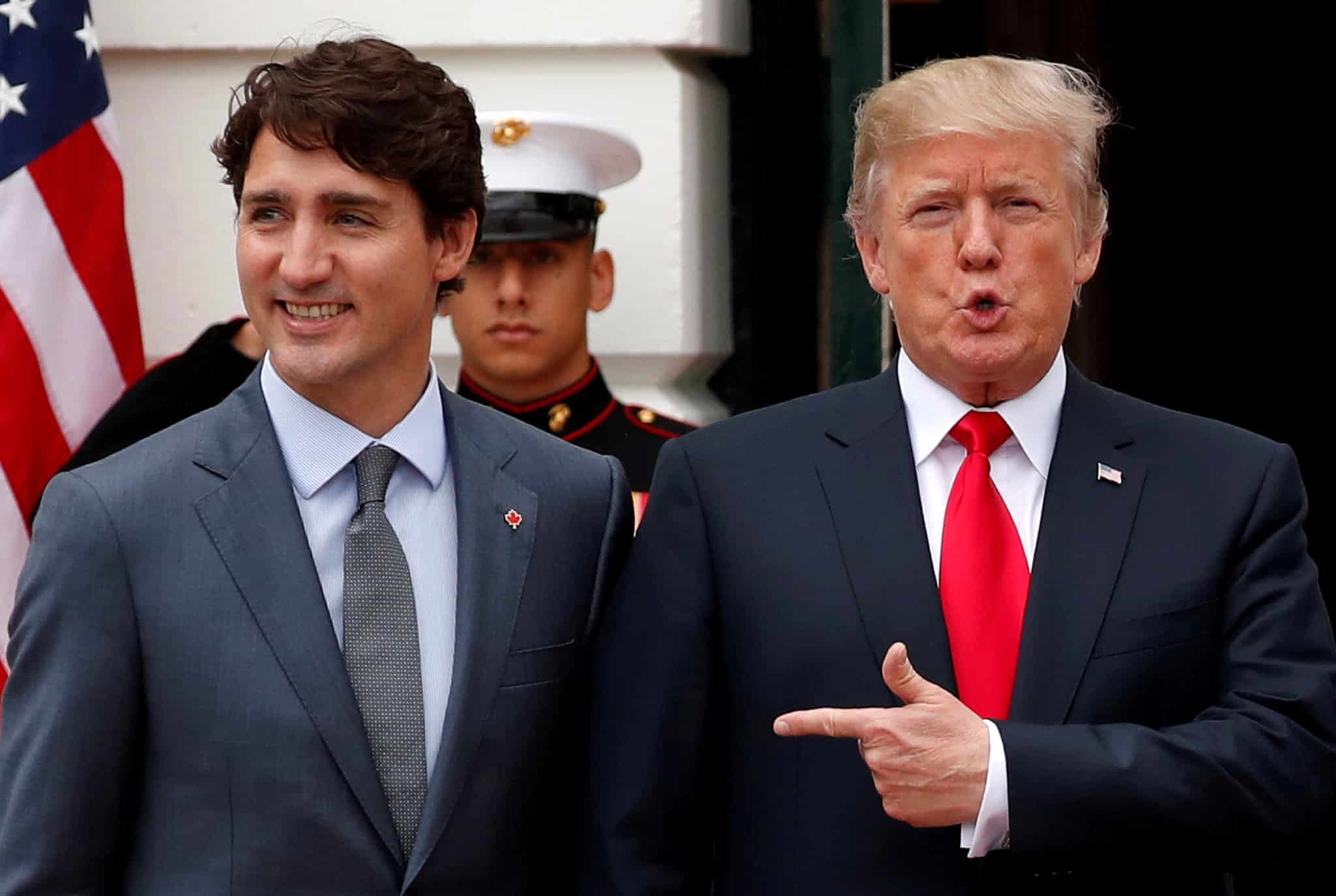 Donald Trump reacciona a la renuncia de Justin Trudeau e insiste en una fusión entre Canadá y EU