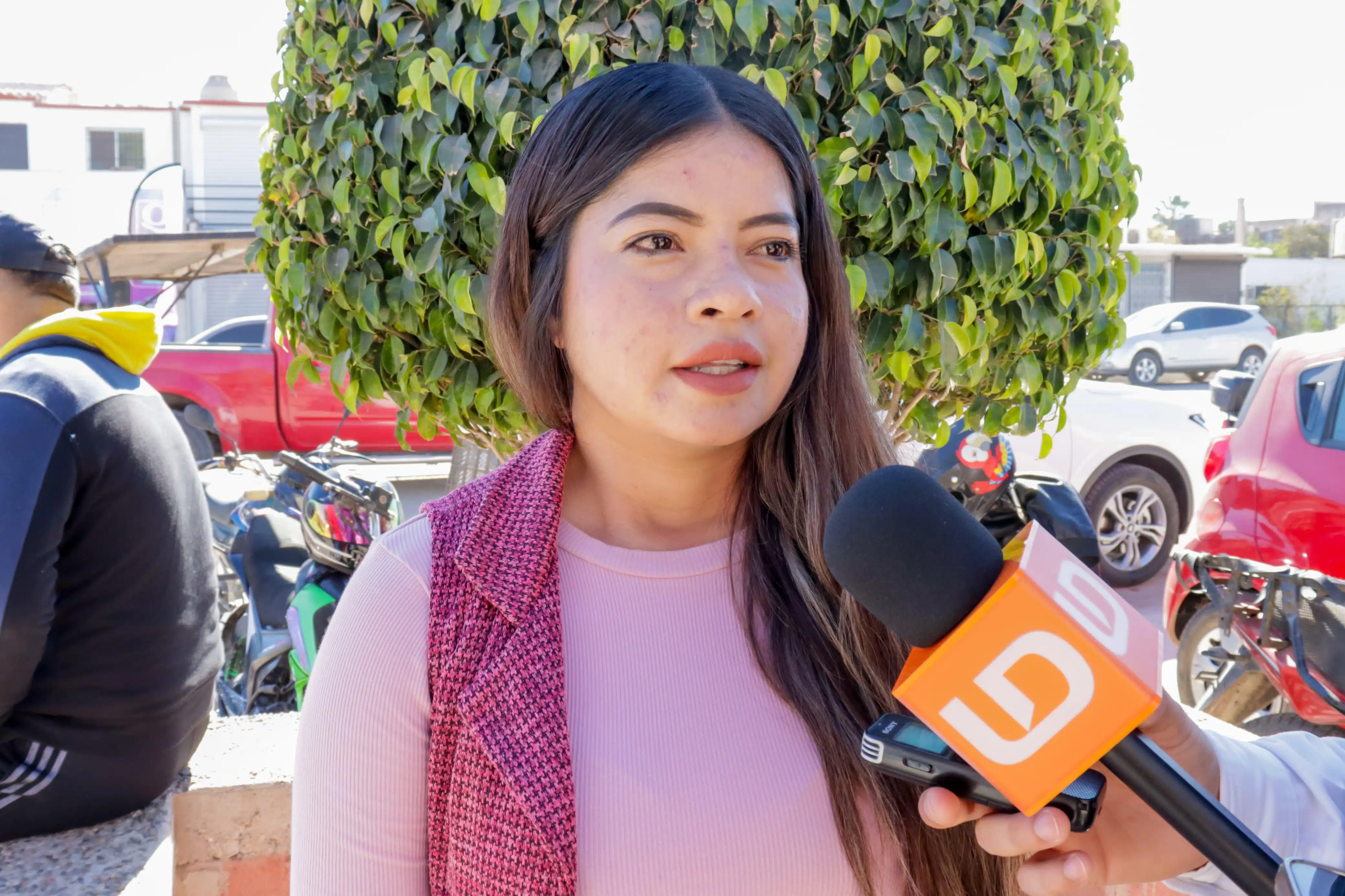 Laura Flores Velázquez, director de la dirección de Agua Potable y Alcantarillado de Juan José Ríos.