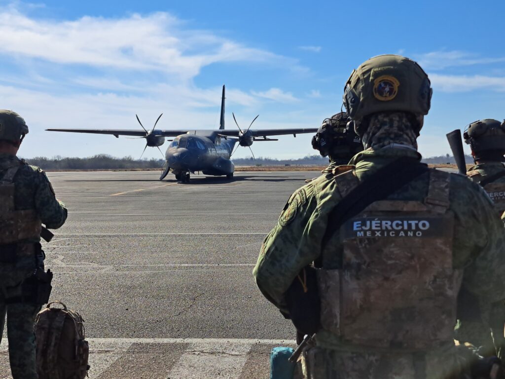 Elementos del Ejército Mexicano que arribaron a Sinaloa.