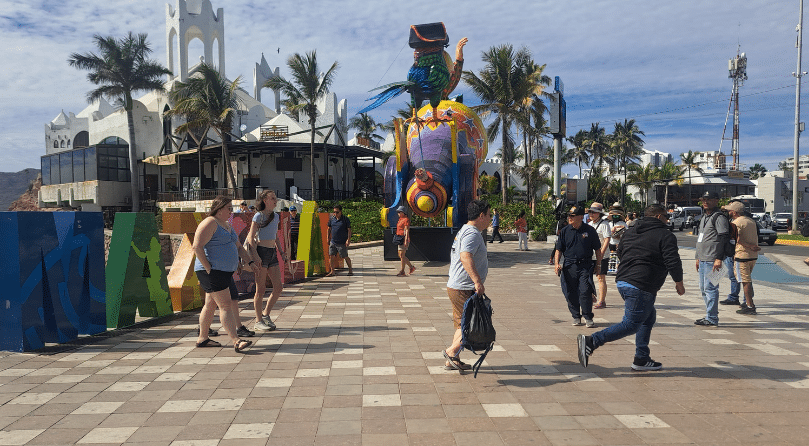 Monigotes del Carnaval de Mazatlán 2025