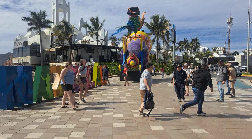 Monigotes del Carnaval de Mazatlán 2025