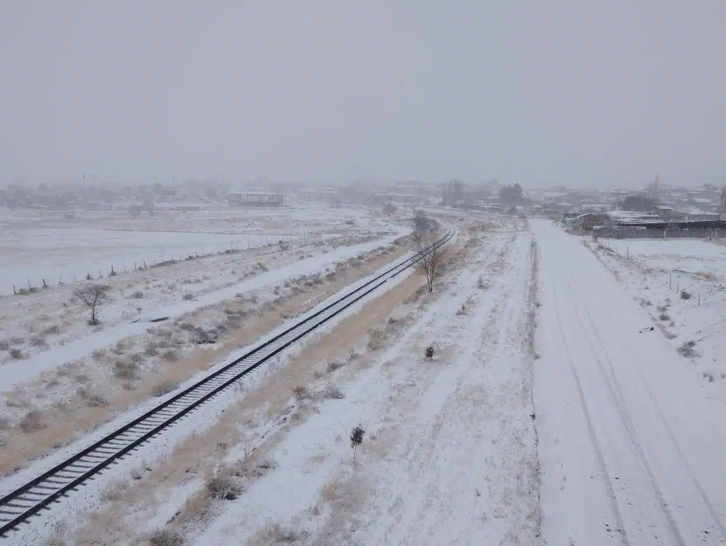 ¡Se congela Chihuahua! Fuertes nevadas cubren de blanco varios municipios del estado