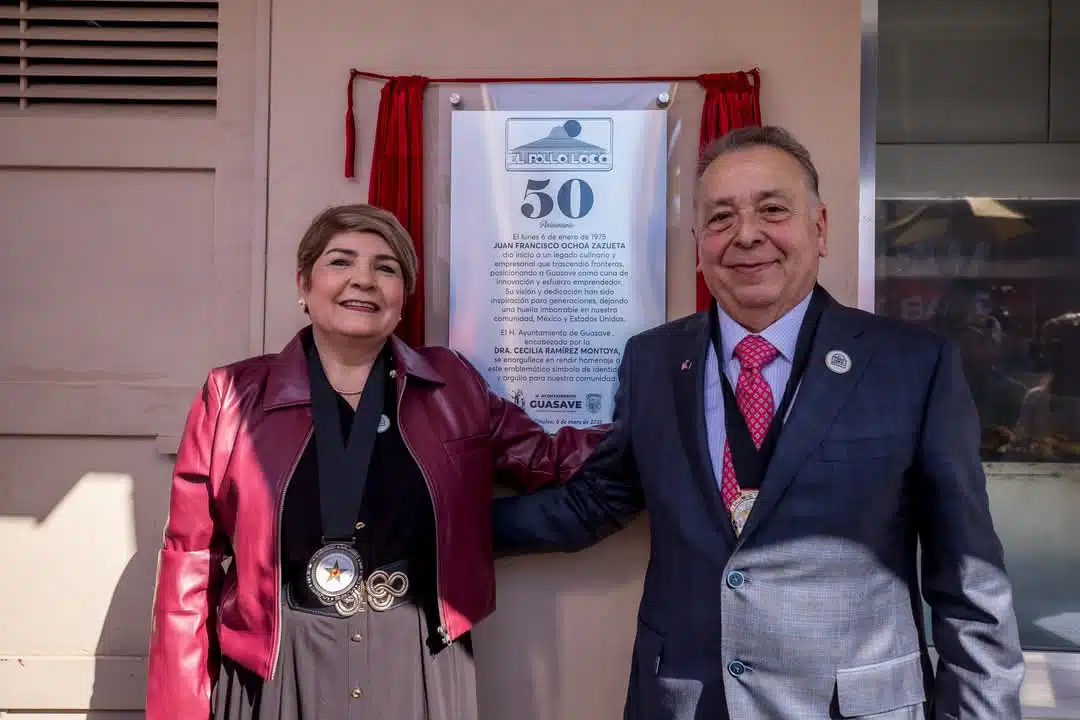 POLLO LOCO GUASAVE HOMENAJE ANIVERSARIO 50 AÑOS