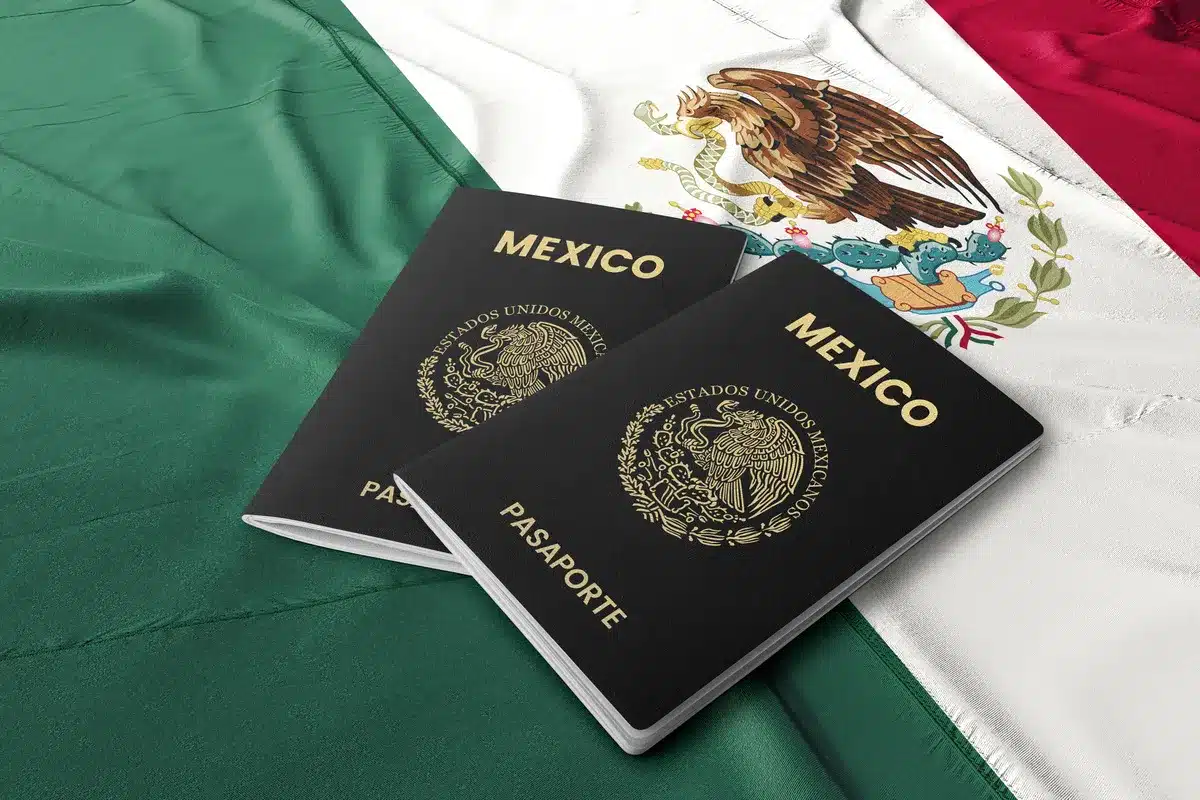 Por internet, teléfono y hasta por WhatsApp, así puedes agendar la cita para el pasaporte mexicano