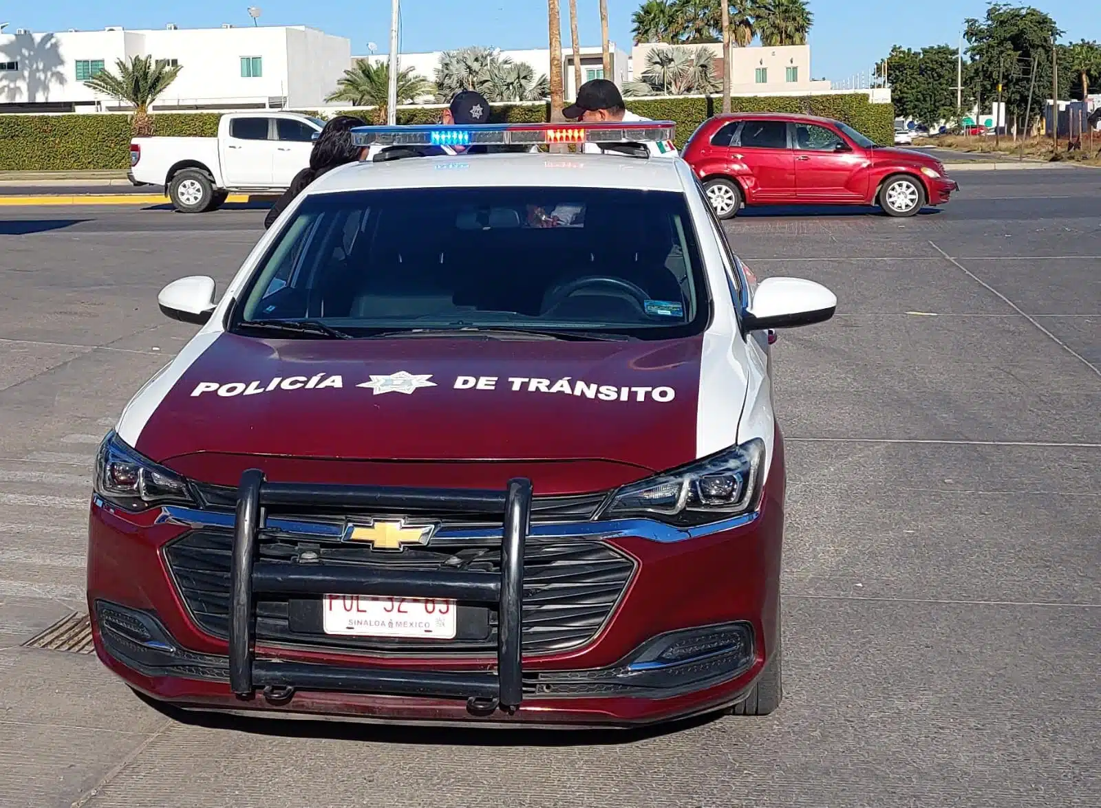 El susto de sus vidas: camión urbano en ruta sufre avería mecánica en el Centro de Los Mochis