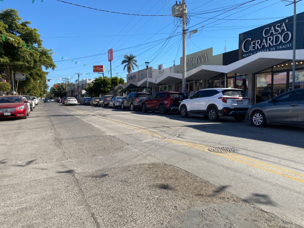 Por nuevas fallas abrirán de nuevo la calle Cuauhtémoc en Guasave