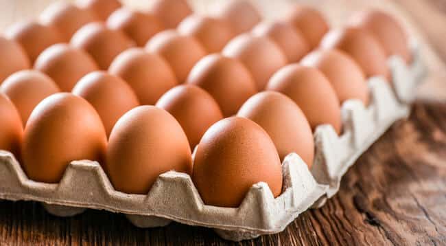 Precio del huevo en Estados Unidos se dispara por gripe aviar y escasez de suministros