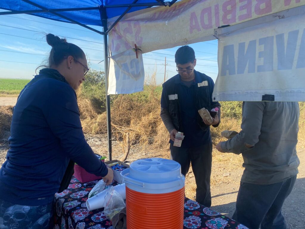 Puesto de tortas en la carretera México 15