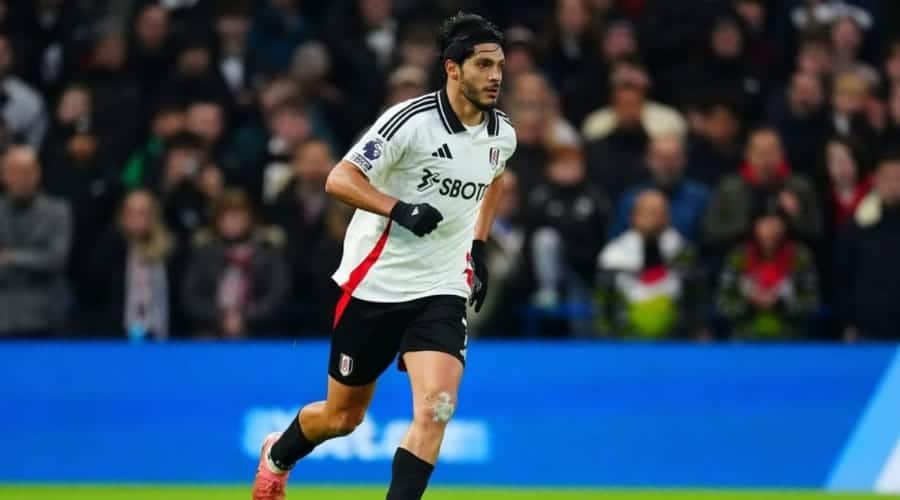 Raúl Jiménez y Fulham vencen a Leicester en Premier League