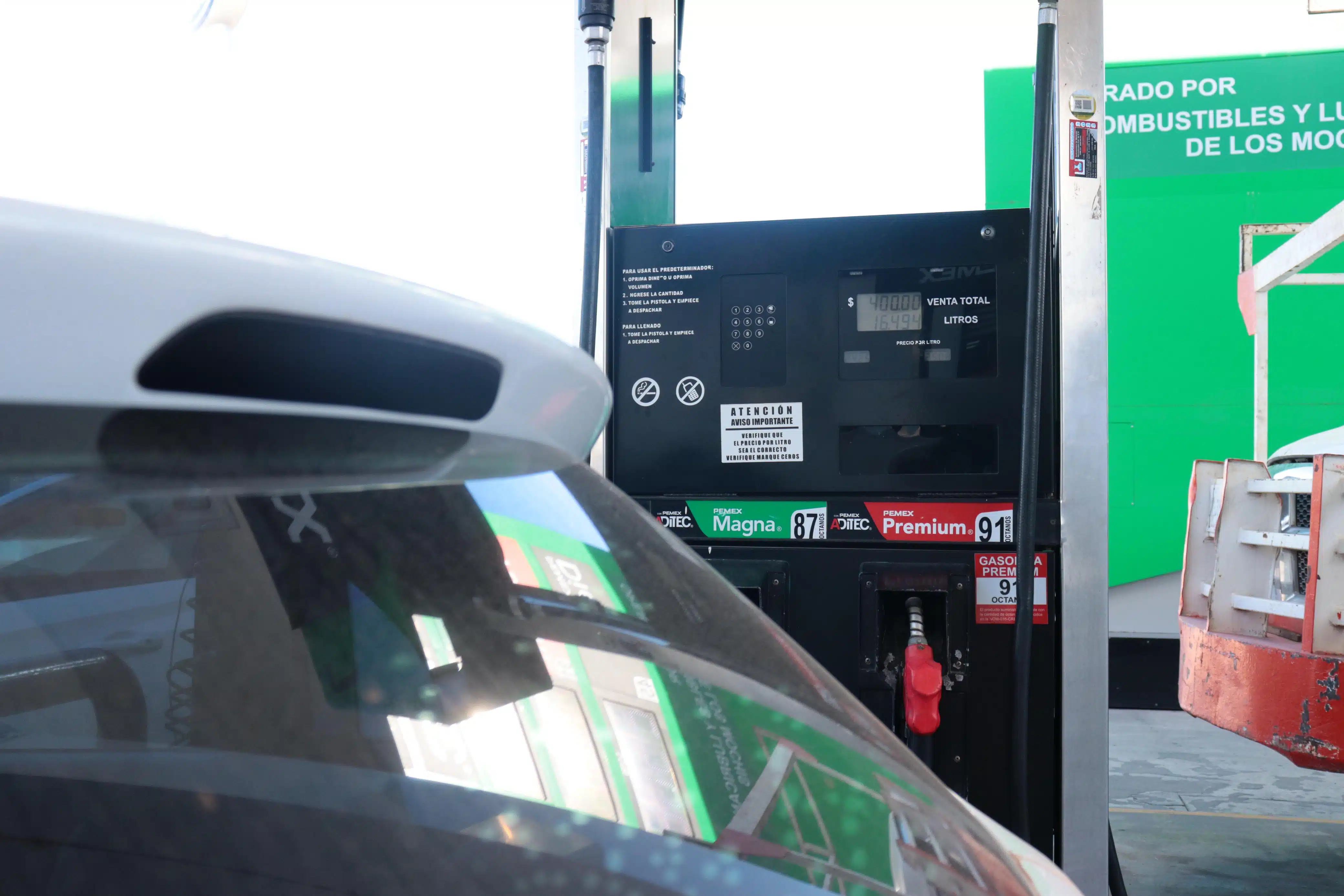 Sigue al alza el precio de las gasolinas en México