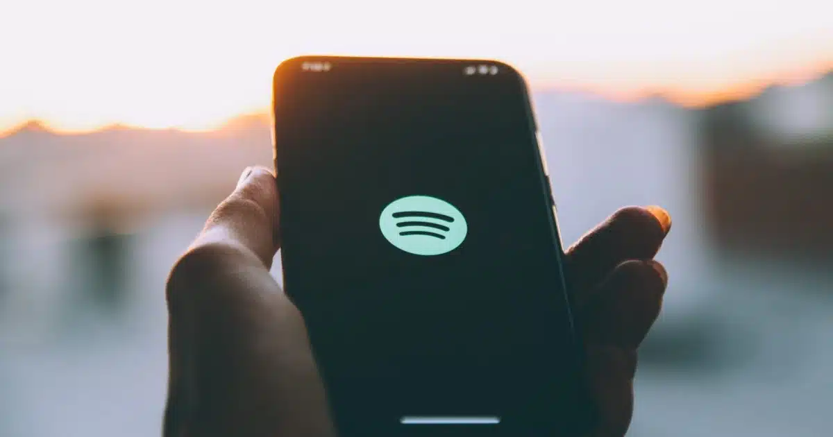 Spotify alcanza cifra récord y fortalece la industria musical con 10 mil millones de dólares en 2024