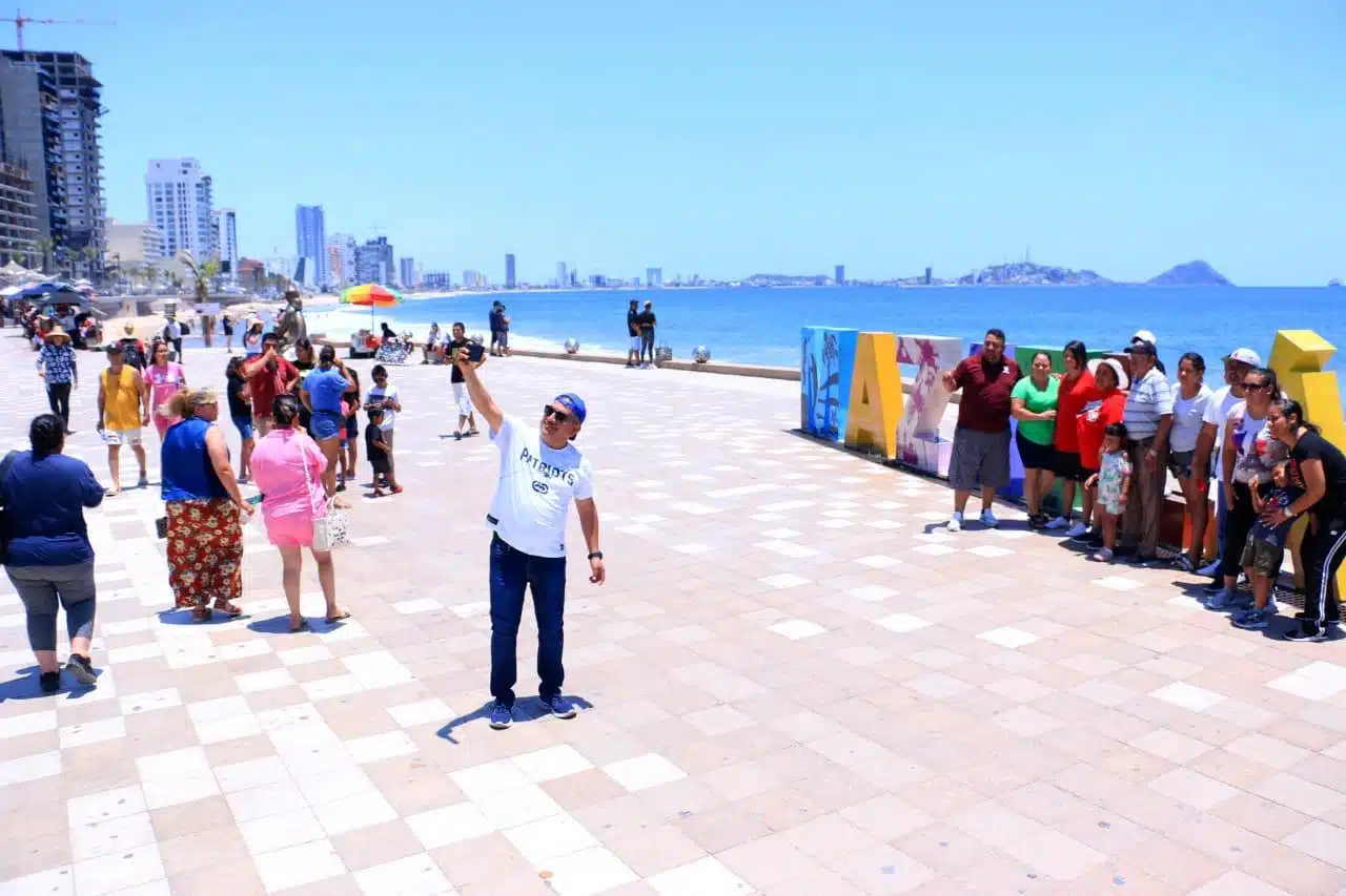 Turistas en Mazatlán