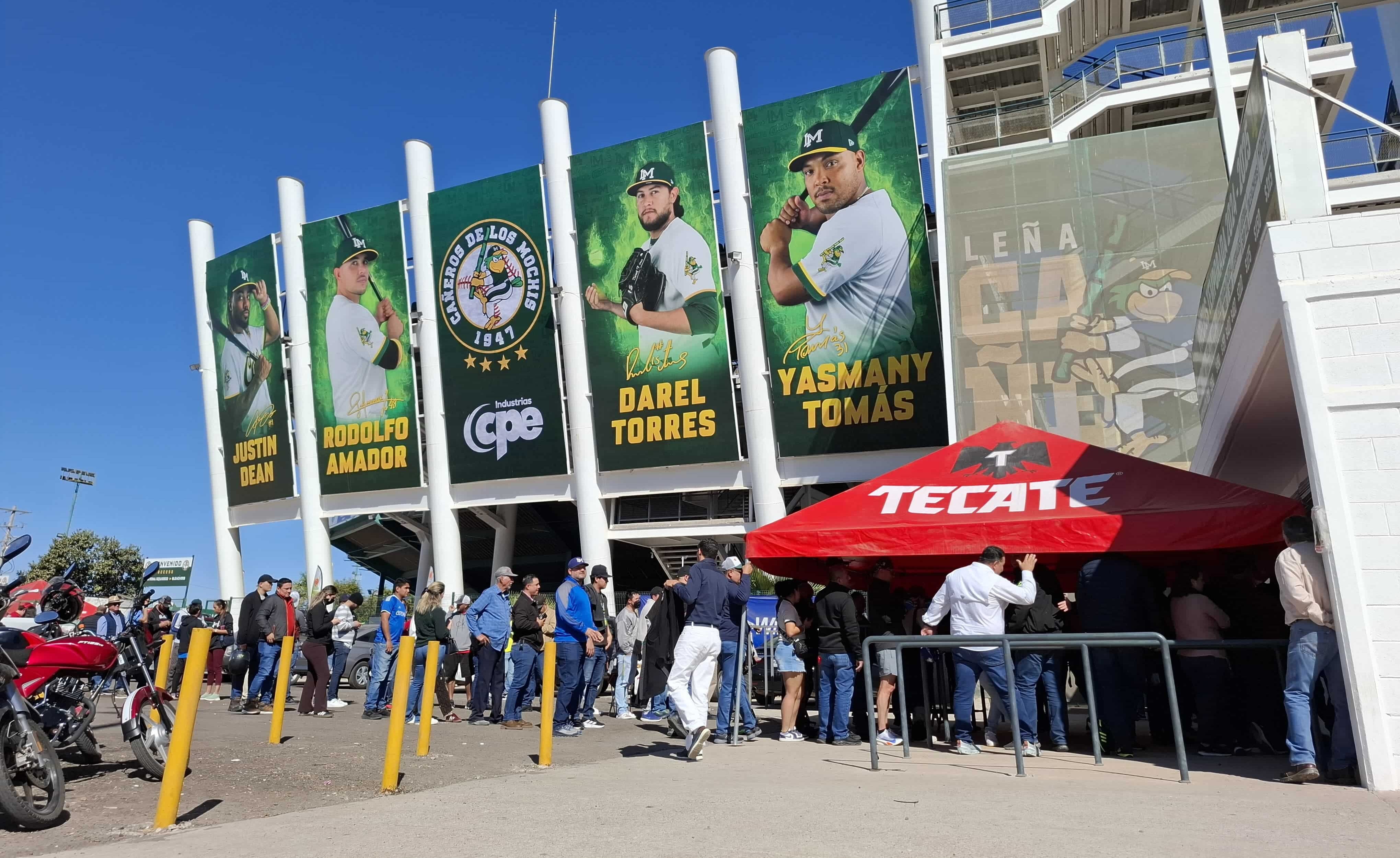 “Vuelan” en Los Mochis los boletos de la semifinal entre Cañeros y Tomateros