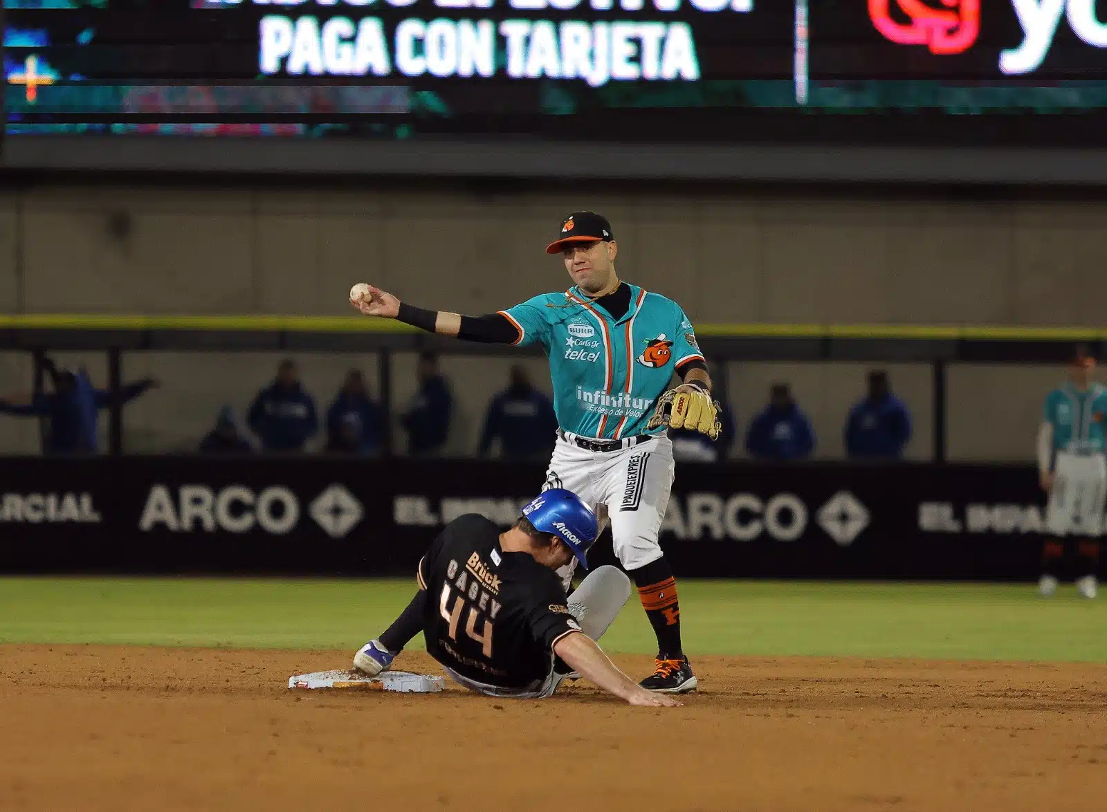 ¡De visita! Charros de Jalisco se adelanta en semifinales ante Naranjeros de Hermosillo