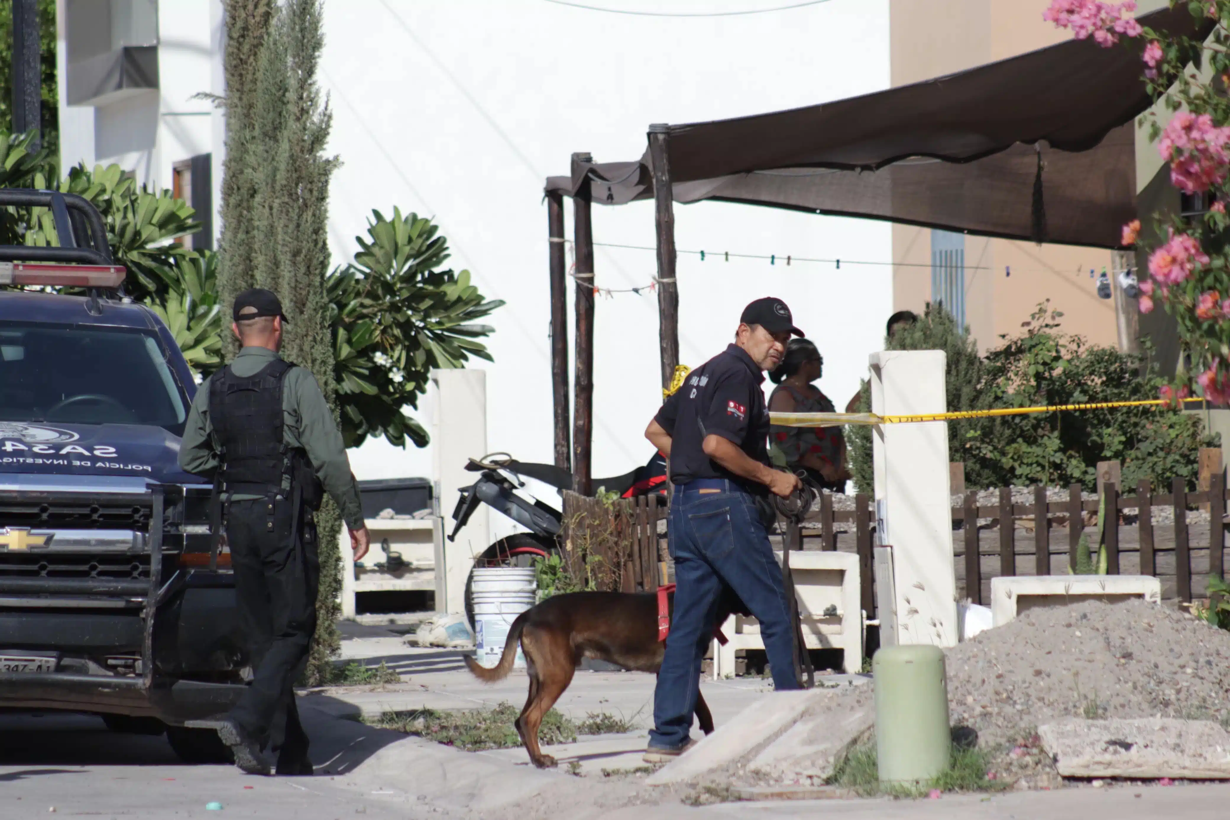 Autoridades en búsqueda del feminicida de Los Mochis