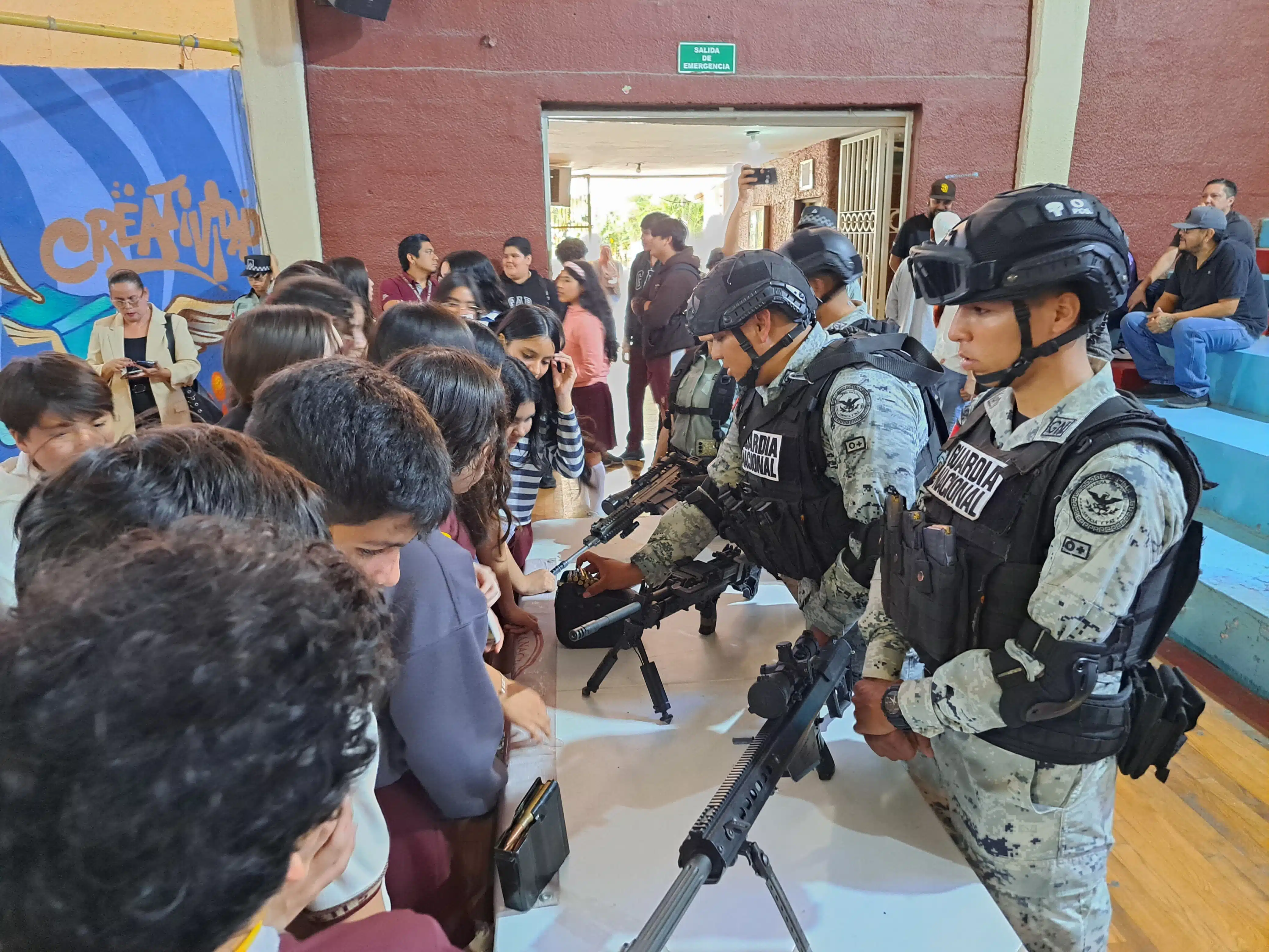 Programa federal “Amor es Paz” en la secundaria Eti 5.