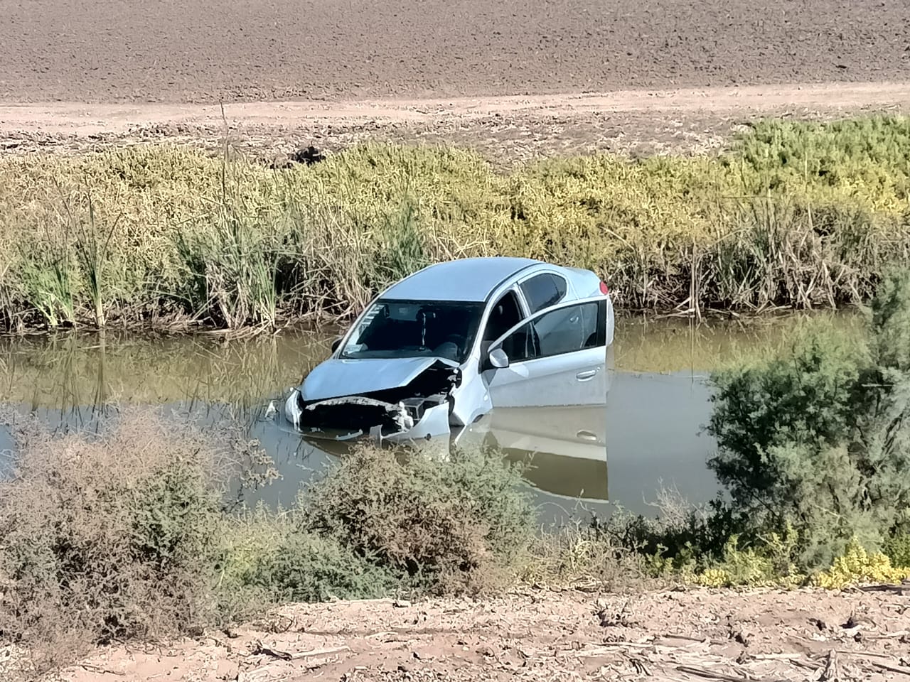 Aparatoso accidente se registró entre las comunidades de Las Cañadas Viejas y la Curva de El Amole