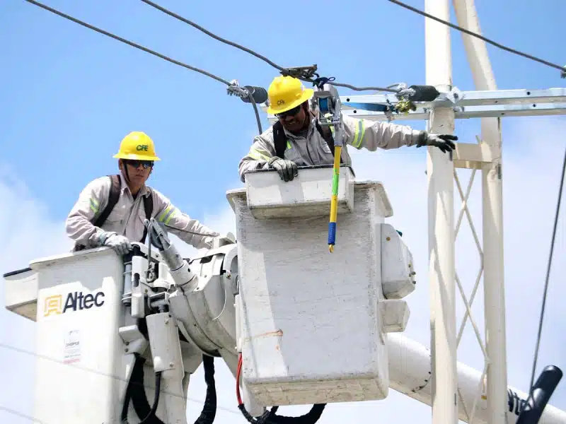 Avanzan trabajos, pero no se ha logrado que CFE reconecte energía a escuelas de Sinaloa: Sepyc